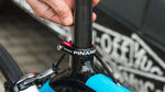 Muc-Off "Carbon Gripper"